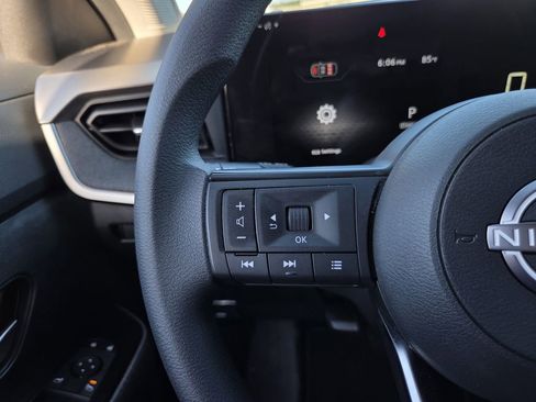 Used 2026 Nissan Kicks SV FWD image 20