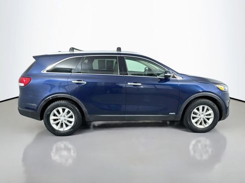 Used 2018 Kia Sorento AWD image 4