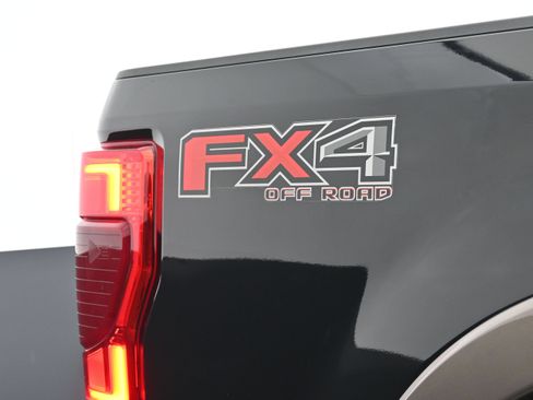 Used 2020 Ford F250 King Ranch w/ King Ranch Ultimate Package AWD/4WD image 50