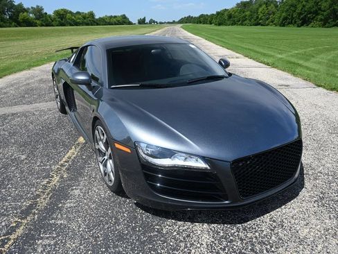 Used 2011 Audi R8 V10 AWD/4WD image 6