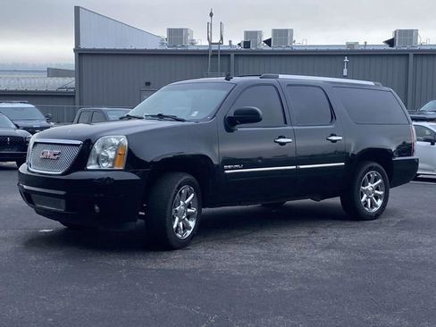 Used 2013 GMC Yukon XL Denali image 7