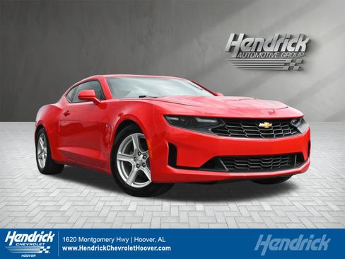 Used 2023 Chevrolet Camaro LT image 1
