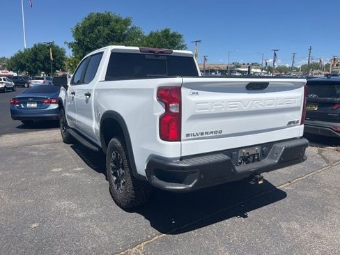 Used 2022 Chevrolet Silverado 1500 ZR2 w/ Technology Package AWD/4WD image 6