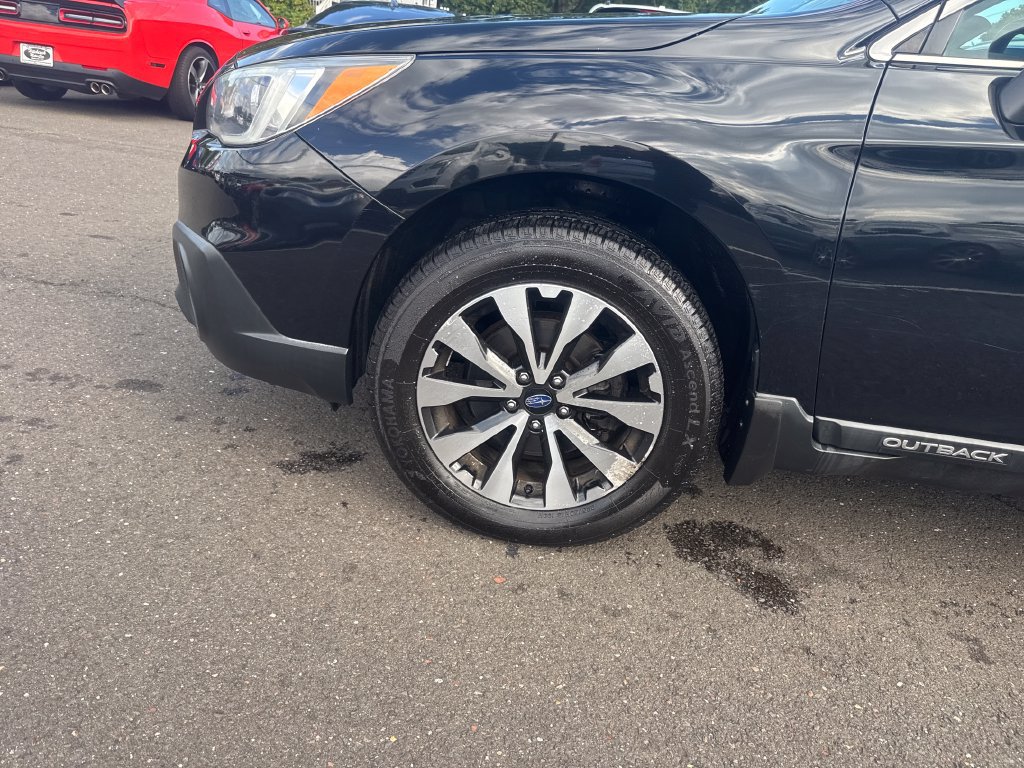 Used 2016 Subaru Outback 2.5i Limited AWD/4WD image 28