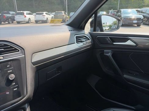 Used 2023 Volkswagen Tiguan SE R-Line AWD/4WD image 28