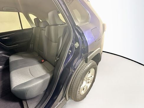 Used 2020 Toyota RAV4 XLE FWD image 26