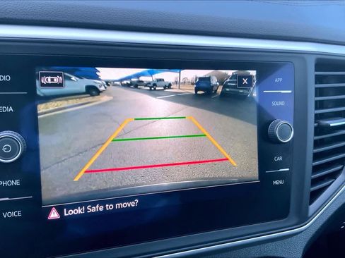 Used 2021 Volkswagen Atlas SE image 26