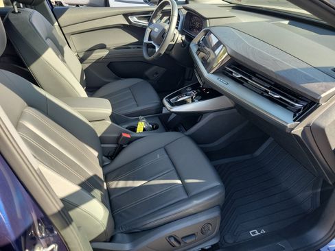 Used 2023 Audi Q4 e-tron Premium Plus RWD image 14