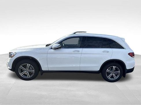 Used 2022 Mercedes-Benz GLC 300 4MATIC image 3
