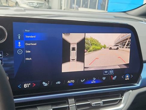 Used 2025 Chevrolet Equinox EV LT w/ Convenience Package FWD image 18