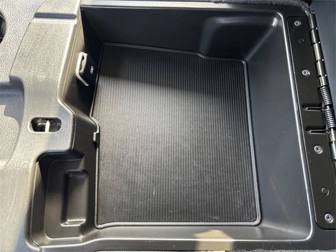 Used 2024 RAM 2500 Laramie w/ Safety Group image 33