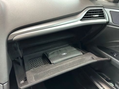 Used 2015 Ford Fusion Titanium image 25