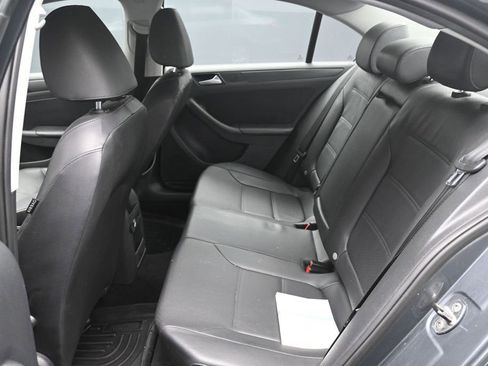 Used 2014 Volkswagen Jetta SE FWD image 21