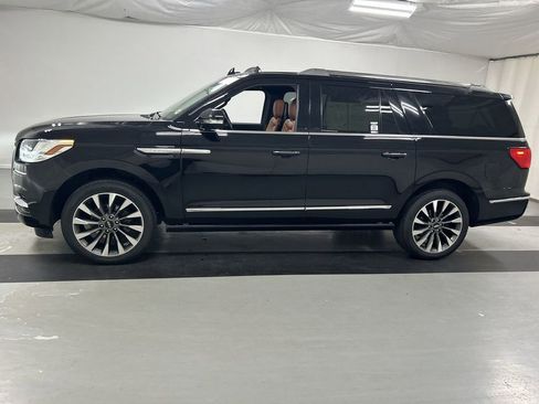 Used 2021 Lincoln Navigator L Reserve image 6