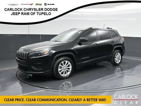 Used 2021 Jeep Cherokee Latitude FWD image 8