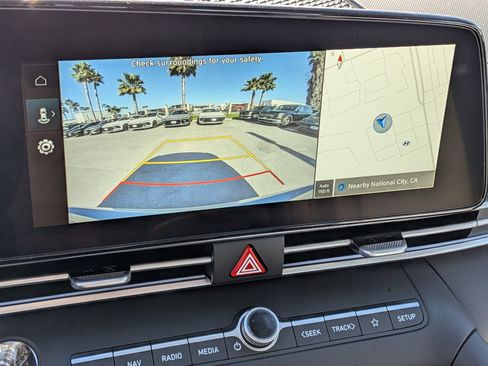 New 2026 Hyundai Elantra Limited FWD image 11