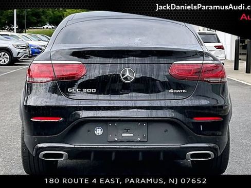 Used 2023 Mercedes-Benz GLC 300 4MATIC Coupe image 4