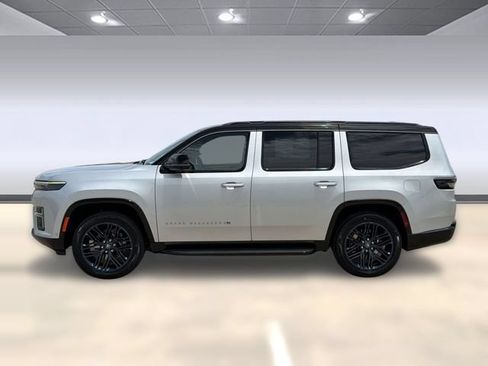 New 2026 Jeep Grand Wagoneer 4WD image 2