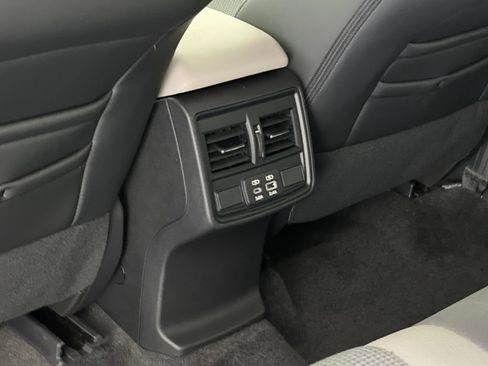 New 2026 Subaru Forester Premium AWD/4WD image 36