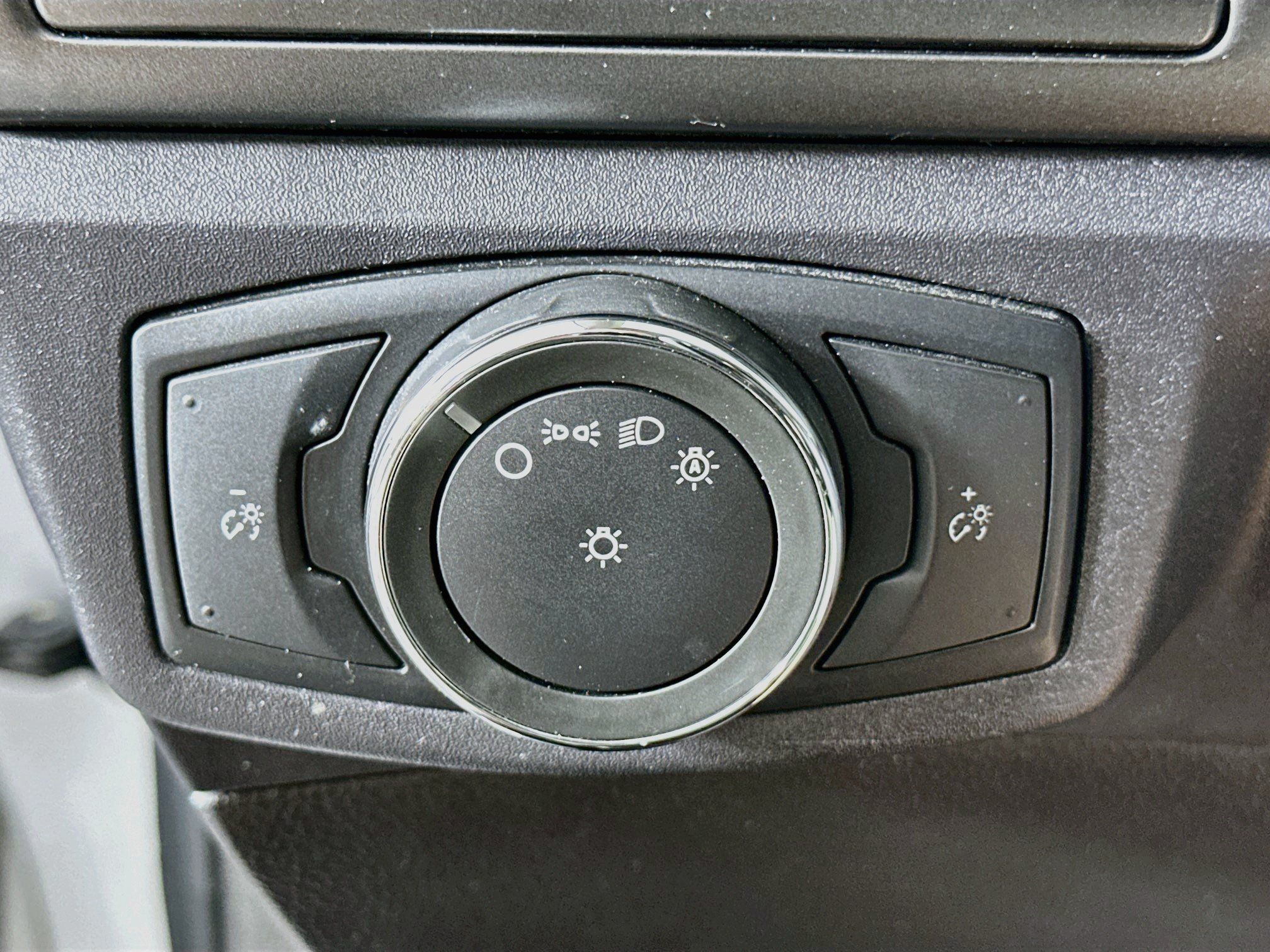 Used 2016 Ford Fusion S FWD image 16