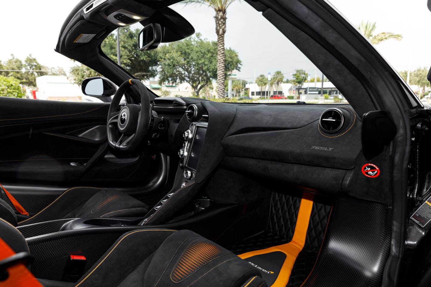 Used 2022 McLaren 765LT RWD image 68