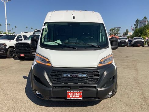 New 2025 RAM ProMaster 3500 w/ Convenience Group FWD image 3