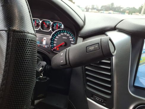 Used 2017 Chevrolet Tahoe LT image 16