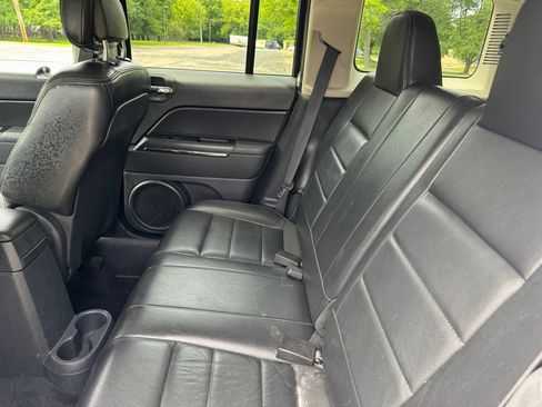 Used 2012 Jeep Patriot Limited w/ Sun/Sound Group image 39