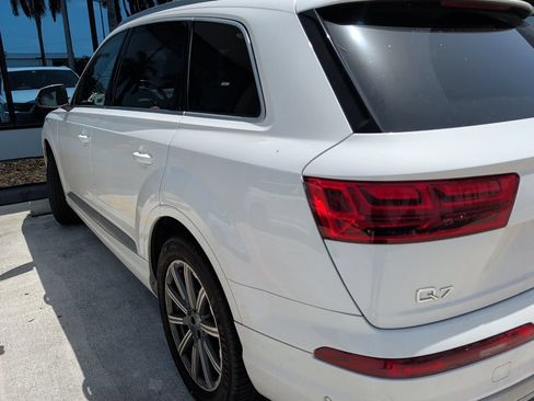 Used 2019 Audi Q7 3.0T Prestige w/ Prestige Package AWD/4WD image 4