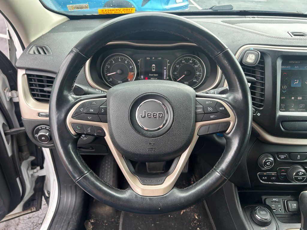 Used 2014 Jeep Cherokee Latitude w/ Comfort/Convenience Group AWD/4WD image 20