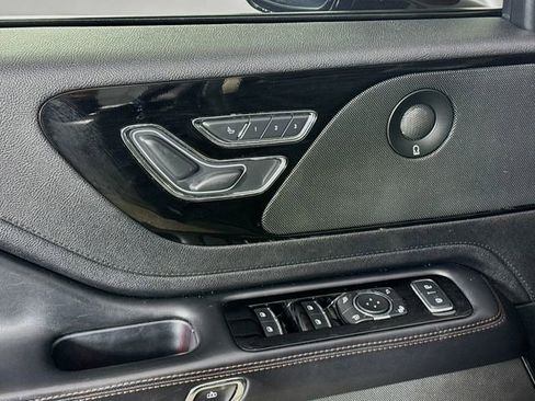 Used 2021 Lincoln Aviator Grand Touring image 21