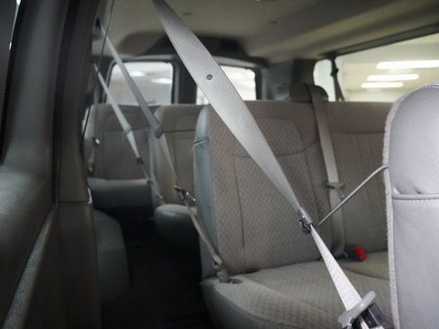 Used 2016 Chevrolet Express 3500 LT w/ LT Preferred Equipment Group image 20