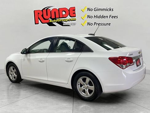 Used 2015 Chevrolet Cruze LT FWD image 4