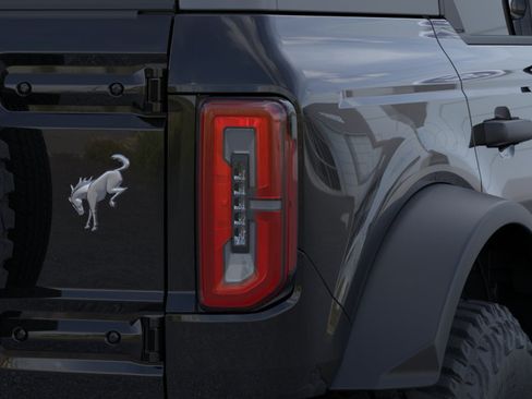 New 2026 Ford Bronco Badlands w/ Sasquatch Package AWD/4WD image 23