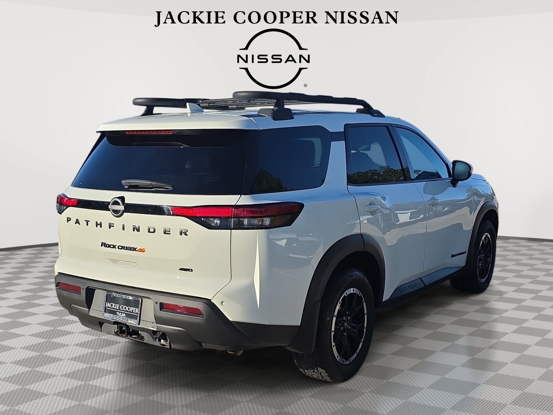 Used 2025 Nissan Pathfinder Rock Creek AWD/4WD image 5