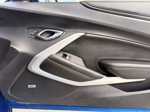 Used 2017 Chevrolet Camaro LT RWD image 42
