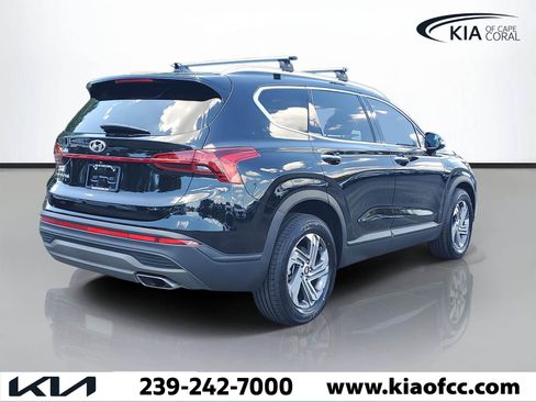 Used 2023 Hyundai Santa Fe SEL FWD image 4
