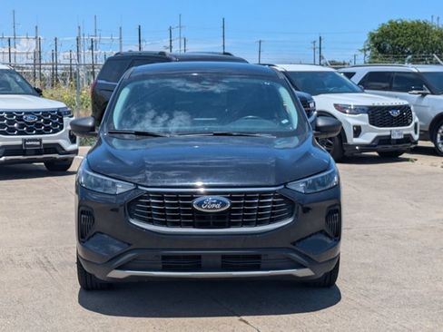 Used 2024 Ford Escape Active FWD image 2