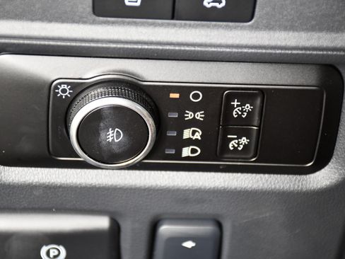 Used 2024 Ford Expedition Max Limited AWD/4WD image 39