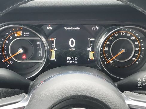 Used 2021 Jeep Wrangler Unlimited Sahara AWD/4WD image 20
