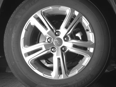 Used 2024 GMC Terrain SLE image 20