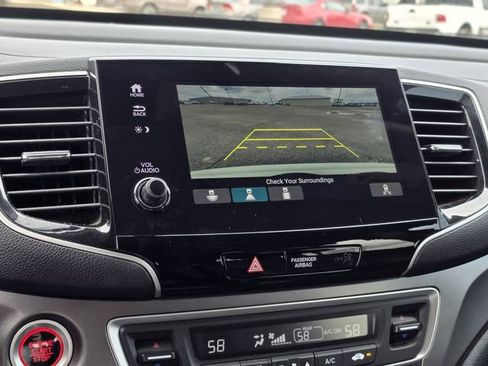 Used 2021 Honda Pilot Special Edition image 10