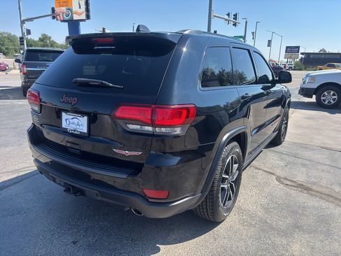 Used 2021 Jeep Grand Cherokee Trailhawk w/ Trailhawk Luxury Group AWD/4WD image 6