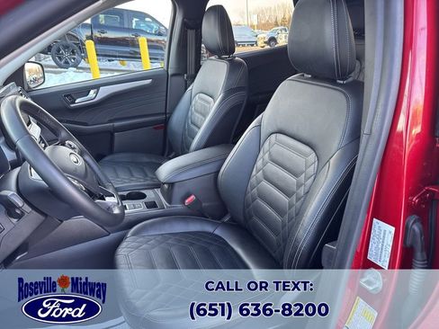 Used 2023 Ford Escape Platinum w/ Premium Technology Package image 28