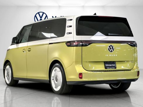 New 2025 Volkswagen ID. Buzz 1st Edition image 3