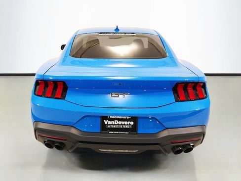 Used 2024 Ford Mustang GT RWD image 8