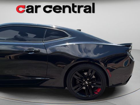 Used 2017 Chevrolet Camaro SS w/ Redline Edition RWD image 11