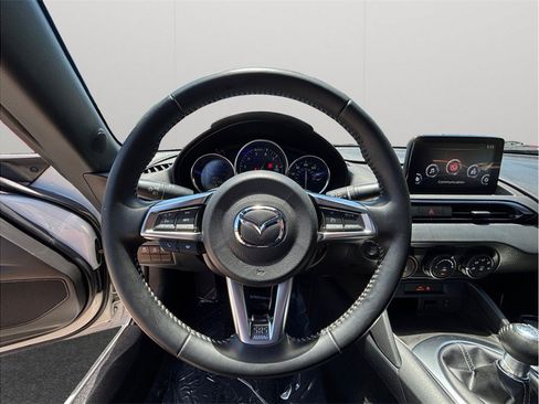 Used 2020 MAZDA MX-5 Miata Sport RWD image 24