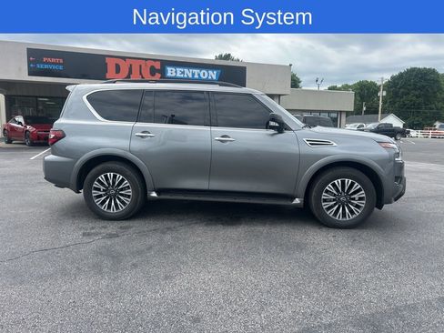 Used 2024 Nissan Armada SL w/ Midnight Edition Package AWD/4WD image 3