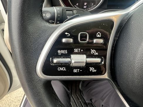 Certified 2022 Mercedes-Benz GLC 300 image 19